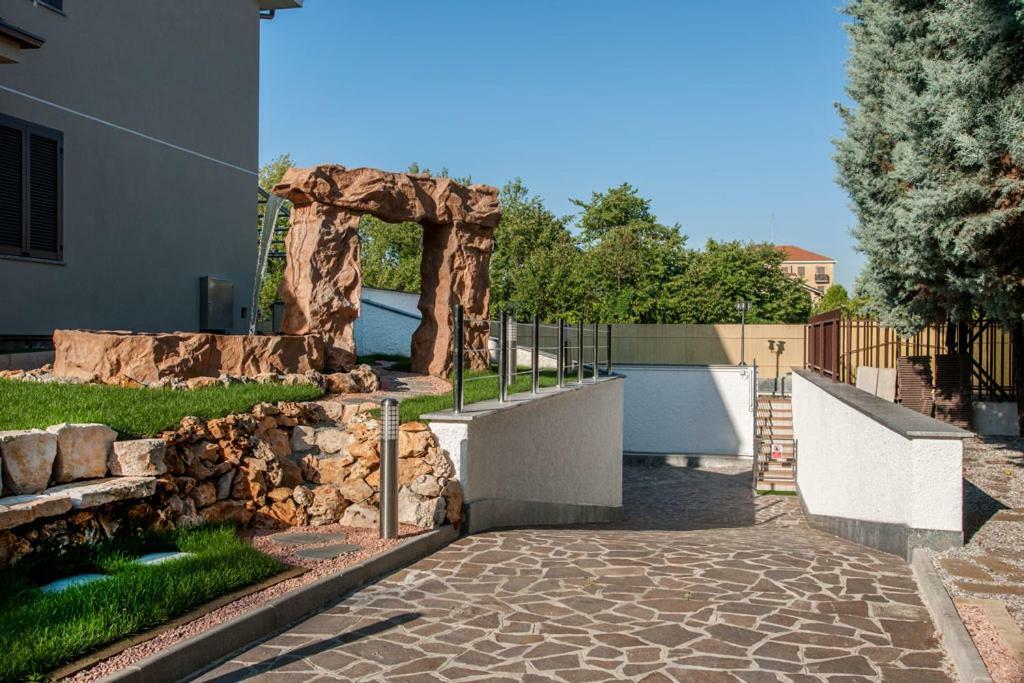B&B Villa Aurora Brugherio Eksteriør billede